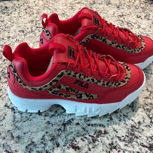 NIB, Fila, Distributor II